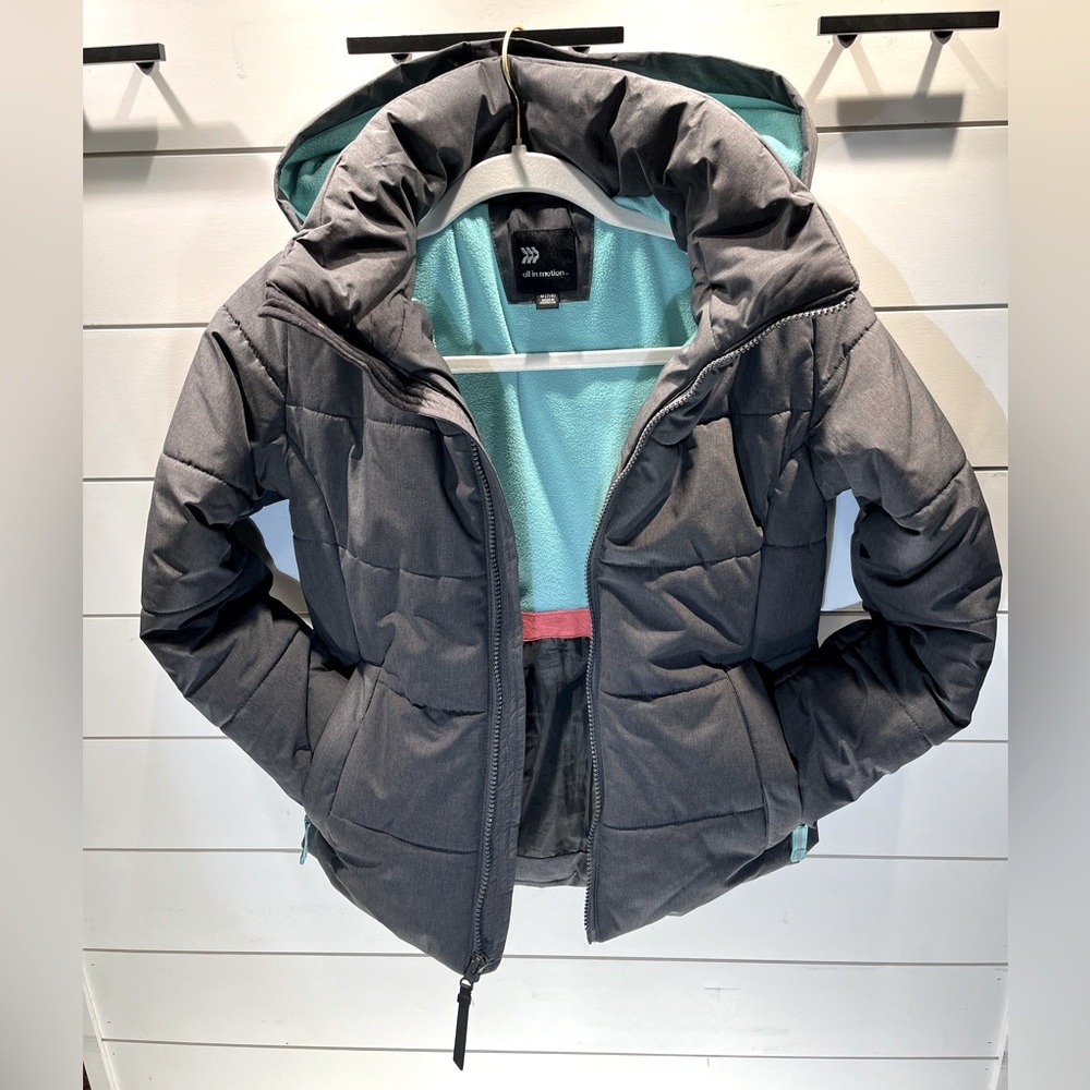 🩶🩵🩷Girls All in Motion heavy winter jacket